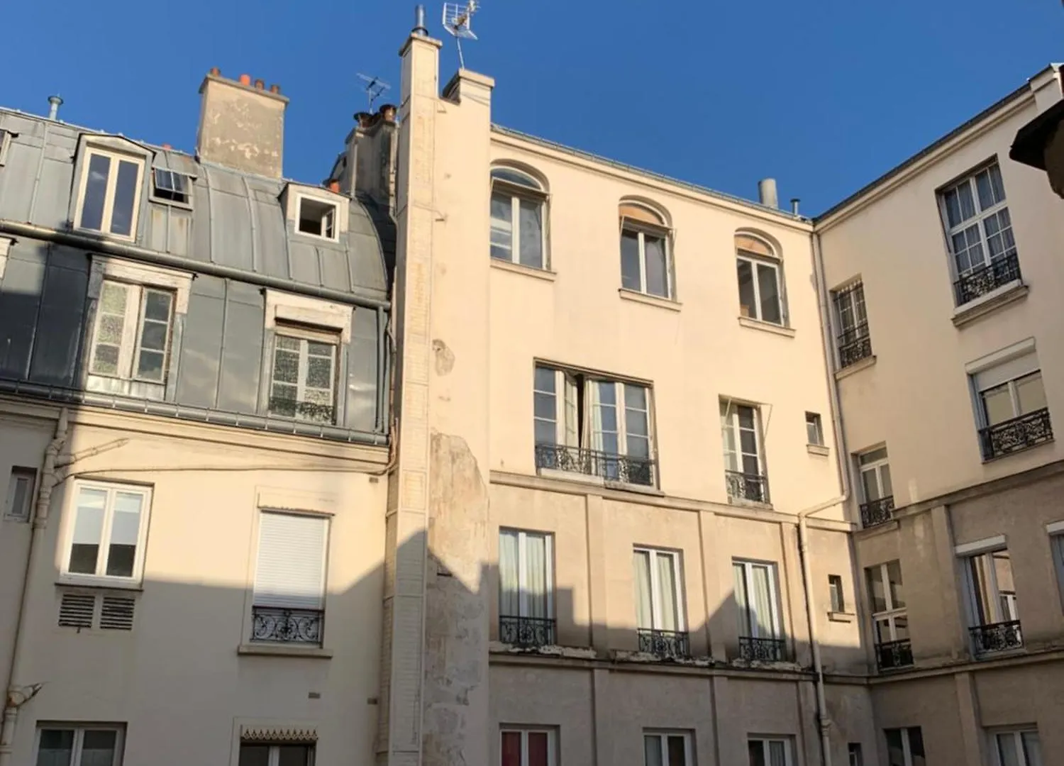Chaleureux 3 Pieces Haussmanien Au Coeur Du Quartier Latin *